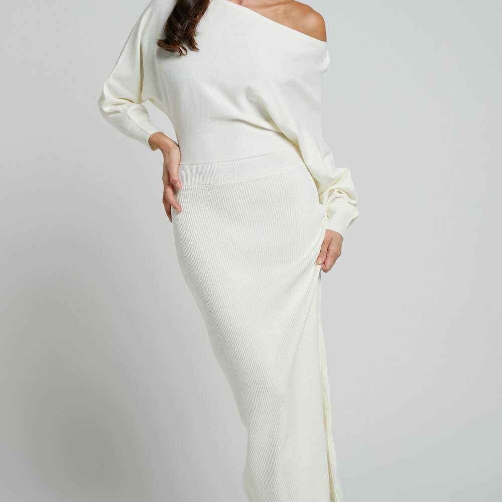 Showpo. NWT ALEIDA MIDI DRESS - ONE SHOULDER ASYMMETRICAL LONG SLEEVE DRESS